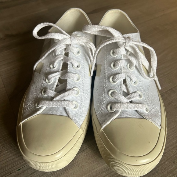WATA II LOW CANVAS WHITE PIERRE *Never Worn* - Picture 4 of 5
